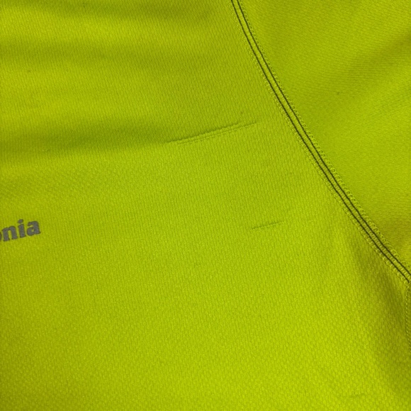 PATAGONIA Mens Neon Green Short Sleeve Fore Runner Shirt size: Large - Picture 7 of 11